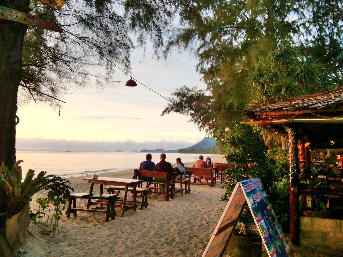 Kohjum Freedom Resort Koh Jum Εξωτερικό φωτογραφία